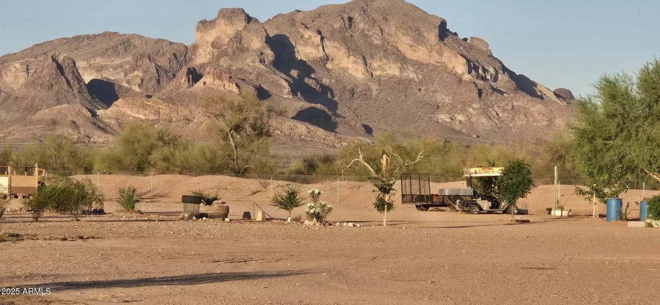 3132 N SADDLE VISTA Road N #10, Tonopah, AZ 85354