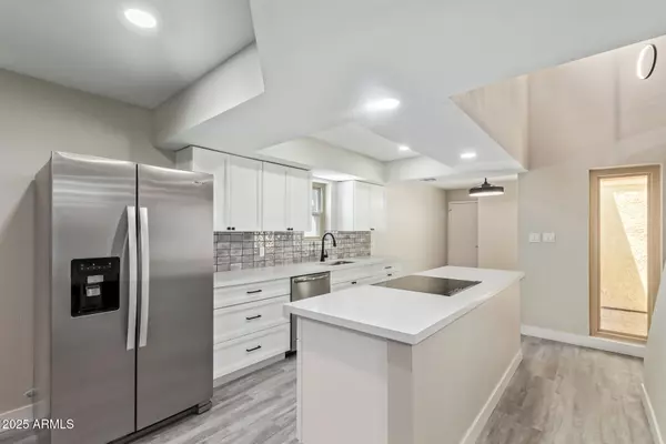 Phoenix, AZ 85021,2107 W LANE Avenue