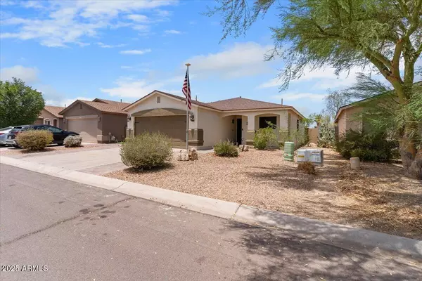 San Tan Valley, AZ 85143,1046 E SILVERSMITH Trail