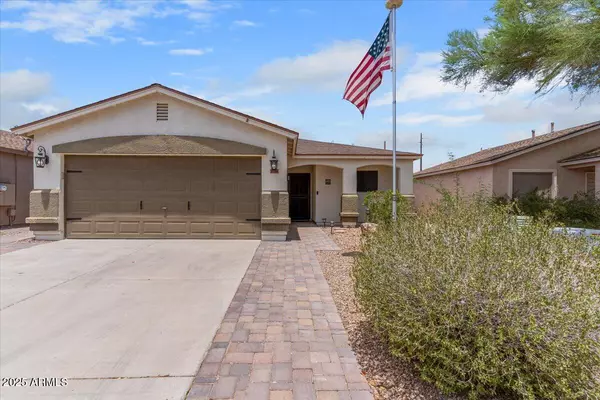 San Tan Valley, AZ 85143,1046 E SILVERSMITH Trail