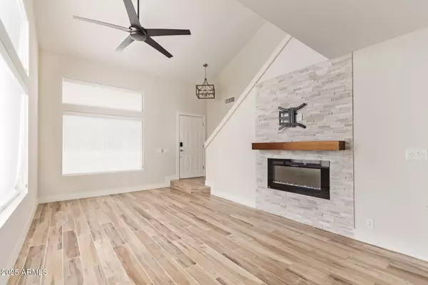 Scottsdale, AZ 85255,7650 E WILLIAMS Drive #1017