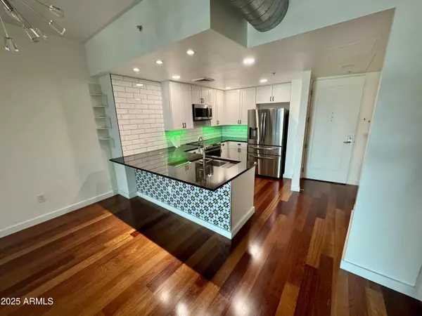 Phoenix, AZ 85004,310 S 4TH Street #1803