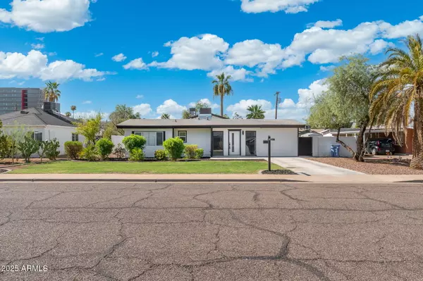 1725 E CATALINA Drive, Phoenix, AZ 85016