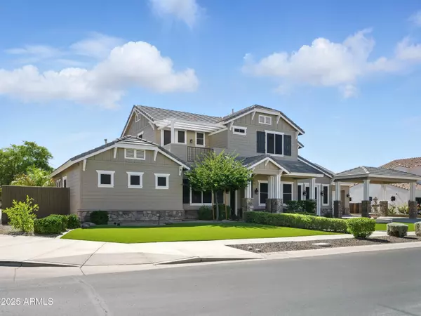 Phoenix, AZ 85042,2822 E CONSTANCE Way