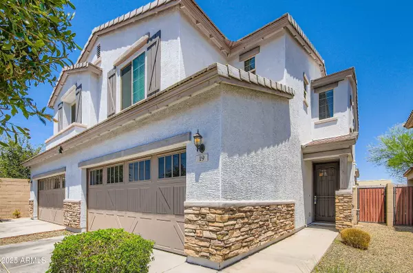 2339 E UNIVERSITY Drive #19, Mesa, AZ 85213