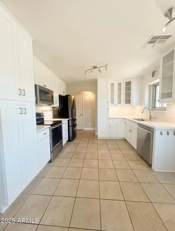 Maricopa, AZ 85138,43826 W WADE Drive
