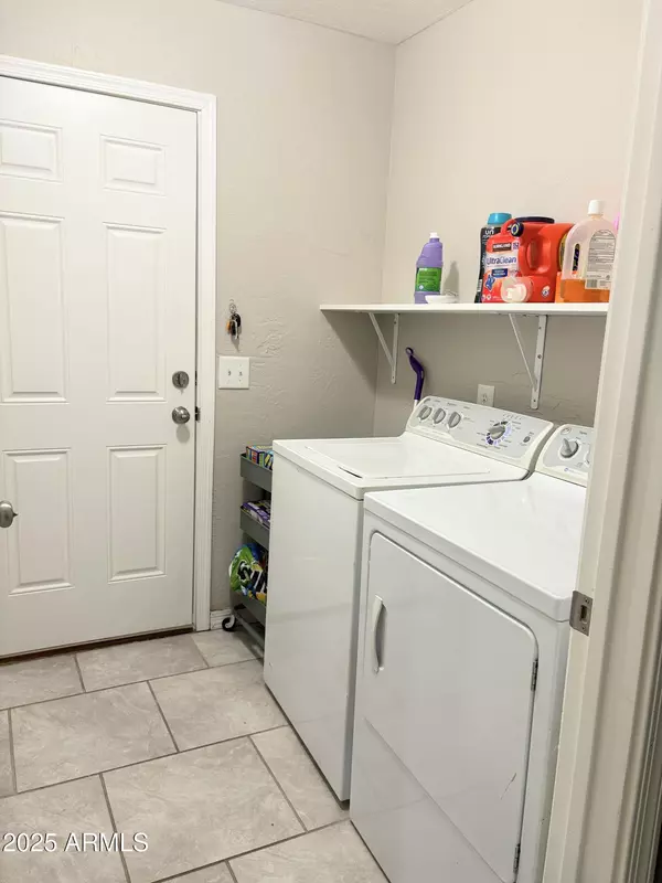 Phoenix, AZ 85040,5620 S 42ND Street