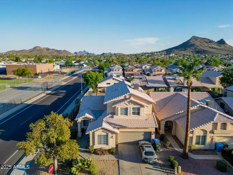 1949 E AIRE LIBRE Avenue, Phoenix, AZ 85022