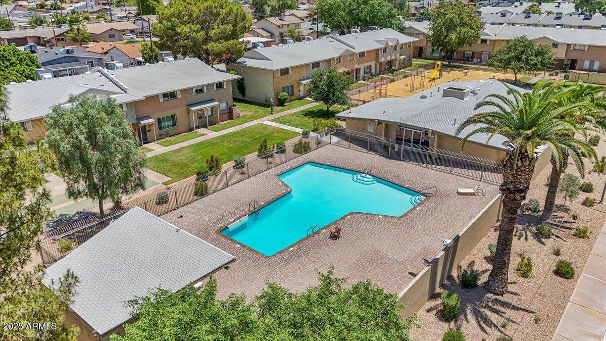 Tempe, AZ 85282,4533 S MILL Avenue