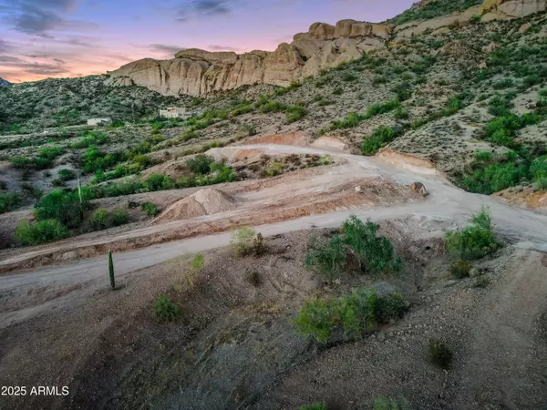 0 N CORTEZ Road #LOT 1, Apache Junction, AZ 85119