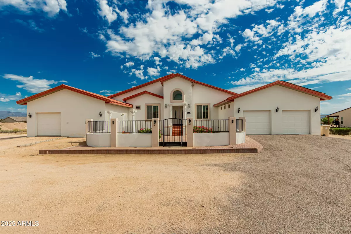 Rio Verde, AZ 85263,30124 N 174TH Street