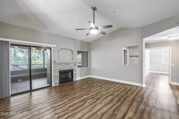 Scottsdale, AZ 85260,15050 N THOMPSON PEAK Parkway #2003