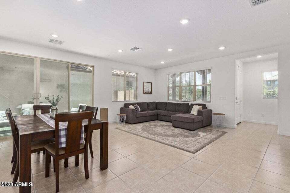 Chandler, AZ 85286,1219 E WEATHERBY Way