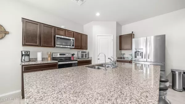 Coolidge, AZ 85128,1787 W BROADWAY Circle