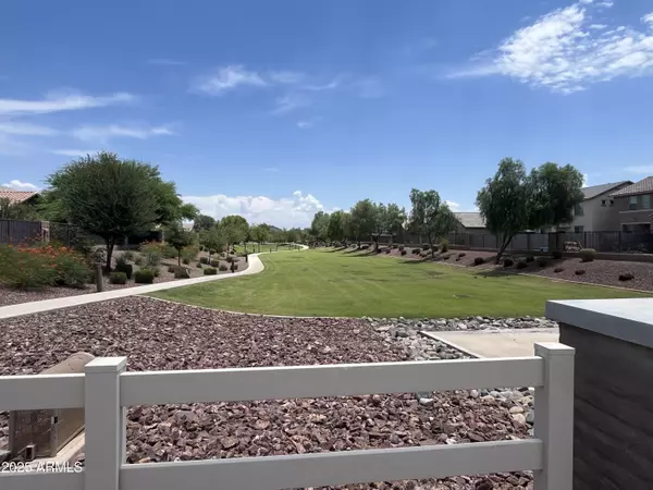 6237 W ORCHID Lane, Glendale, AZ 85302