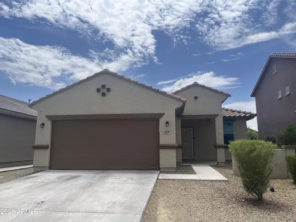 6237 W ORCHID Lane, Glendale, AZ 85302