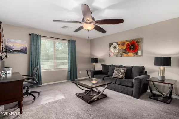 Sahuarita, AZ 85629,851 W Calle Ocarina --