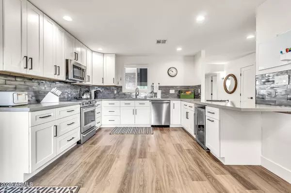 Tempe, AZ 85282,1025 E BALBOA Circle