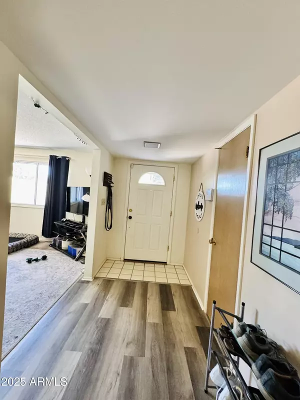 Tempe, AZ 85282,710 E LA JOLLA Drive