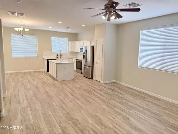 Gilbert, AZ 85297,3748 E CHICKADEE Road