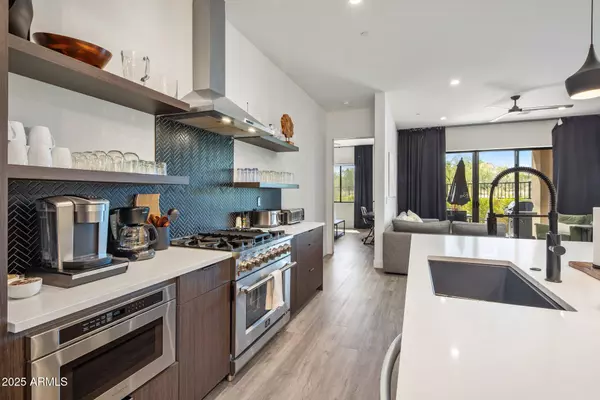 Scottsdale, AZ 85262,10299 E White Feather Lane