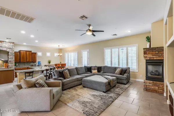 Peoria, AZ 85383,8657 W ROWEL Road