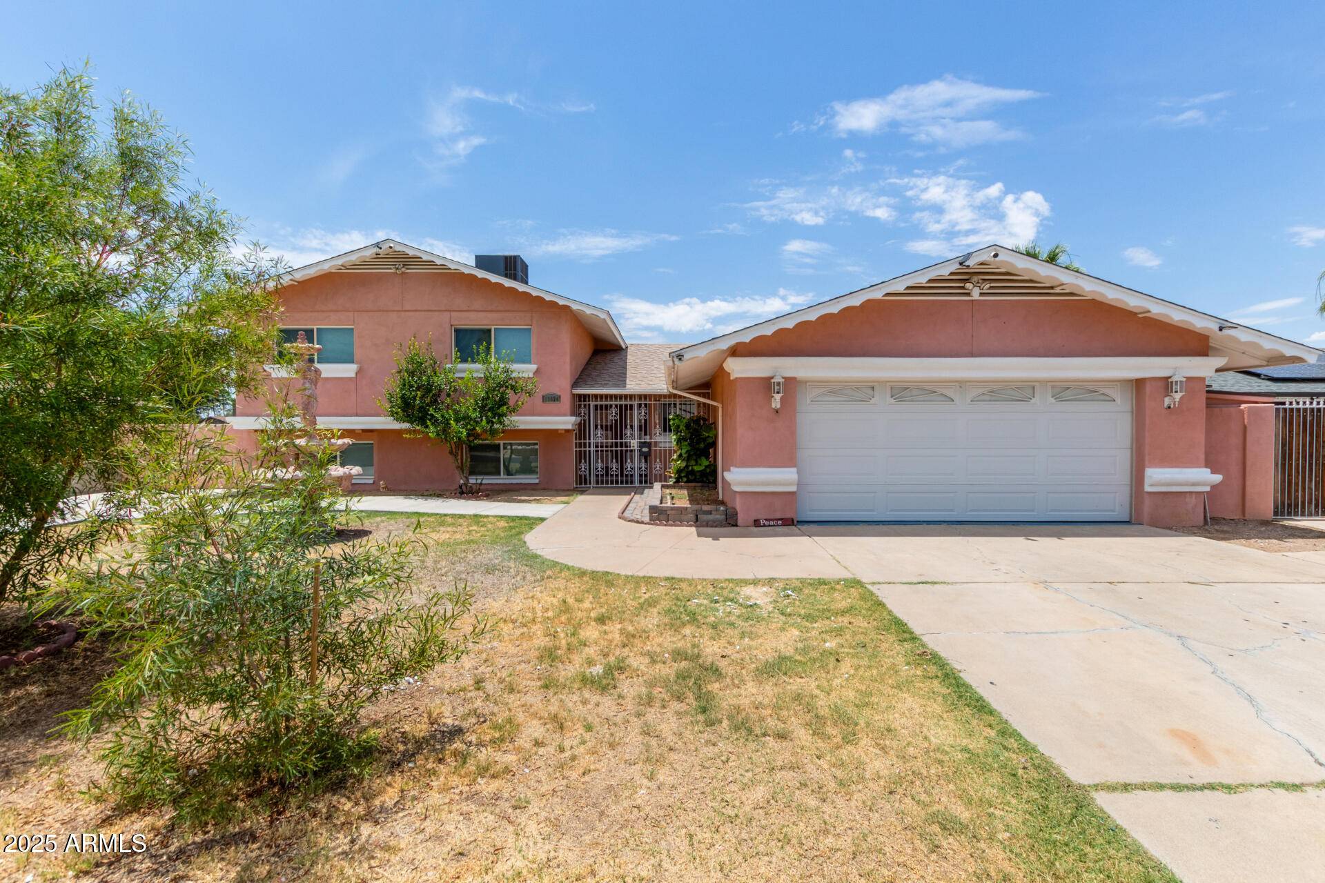 13824 N 34TH Avenue, Phoenix, AZ 85053