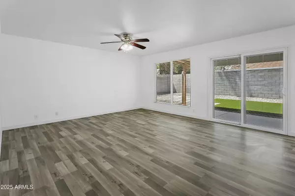 Phoenix, AZ 85024,426 E Morrow Drive