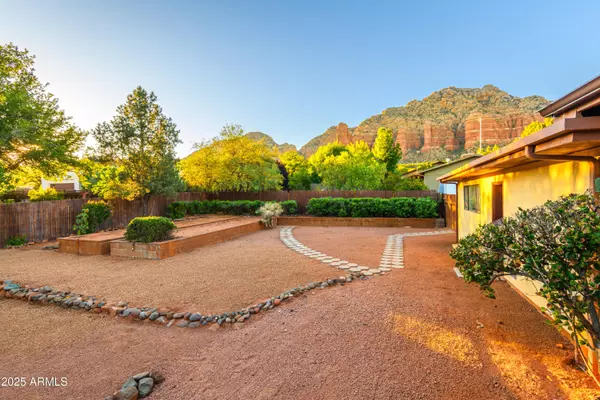 Sedona, AZ 86351,295 RAINTREE Road