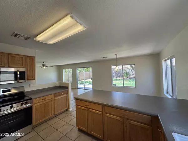 Mesa, AZ 85208,10258 E DIAMOND Avenue