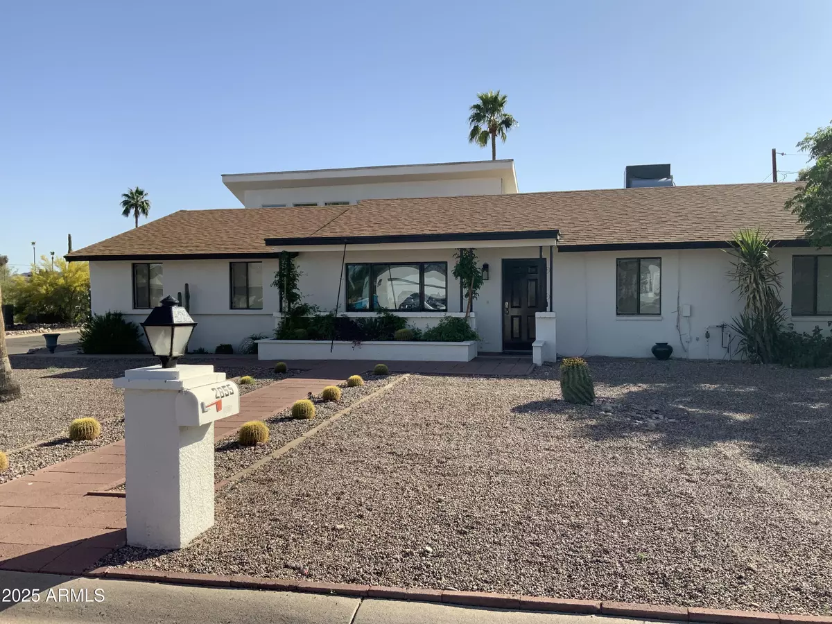 Phoenix, AZ 85032,2855 E JOAN D ARC Avenue