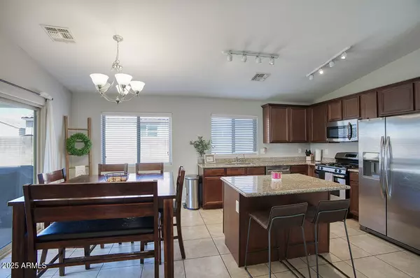 Goodyear, AZ 85338,18639 W VOGEL Avenue