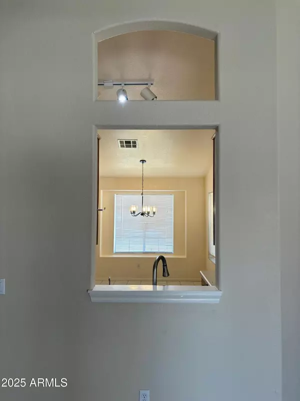 Chandler, AZ 85225