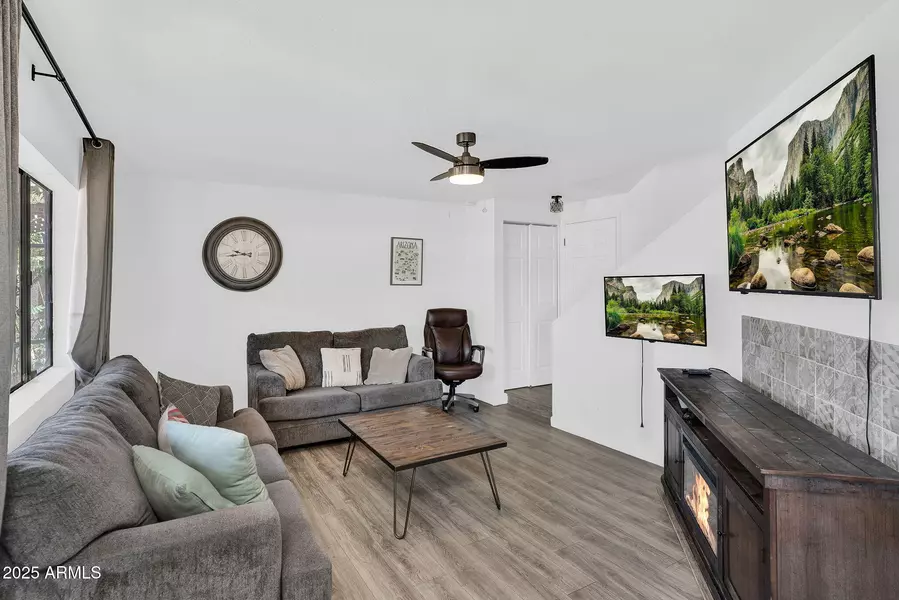 1618 N 32ND Street #6, Phoenix, AZ 85008
