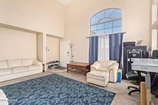 Glendale, AZ 85303,7913 W CLAREMONT Street