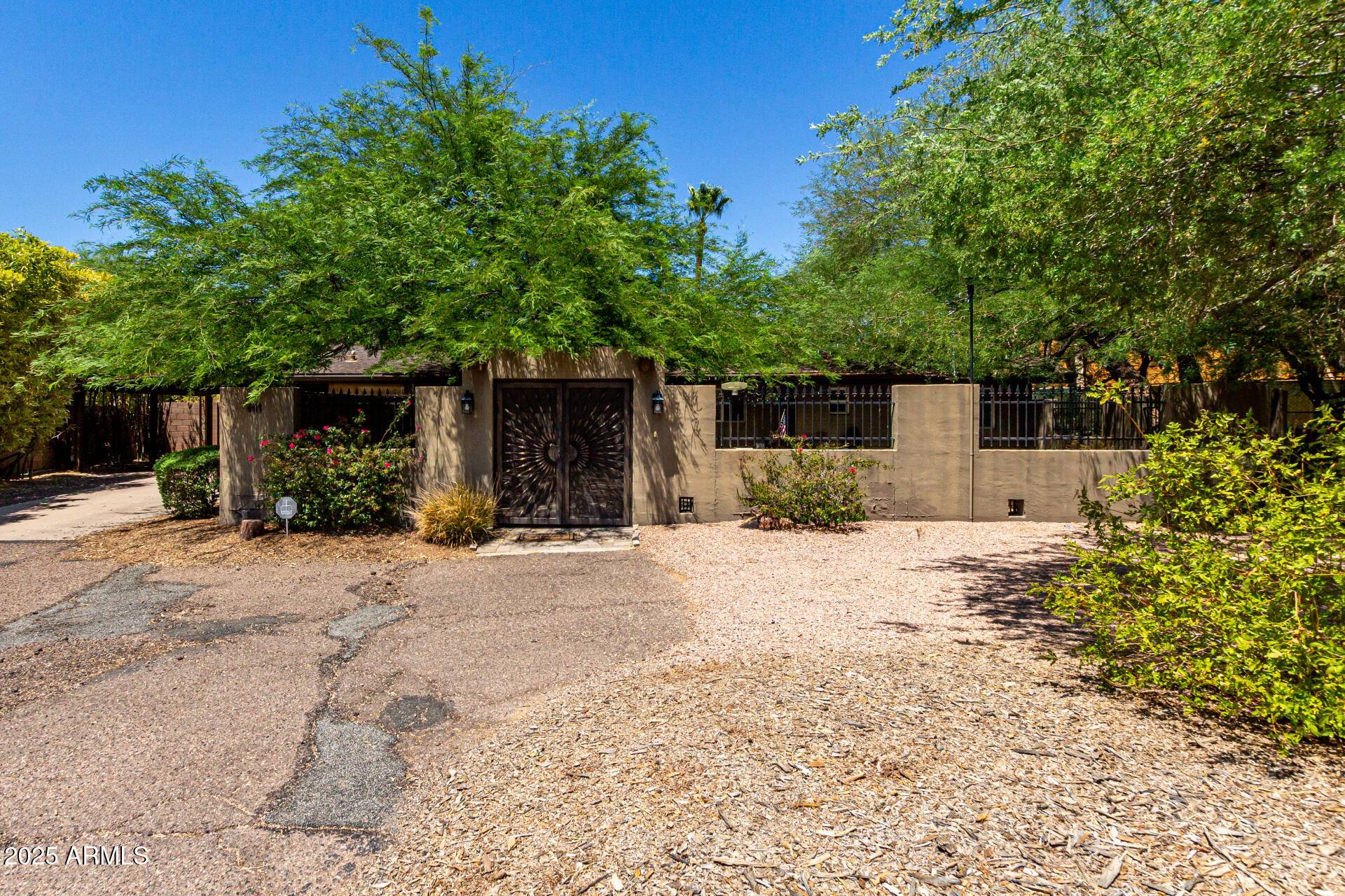 Phoenix, AZ 85018,4412 E Vermont Avenue