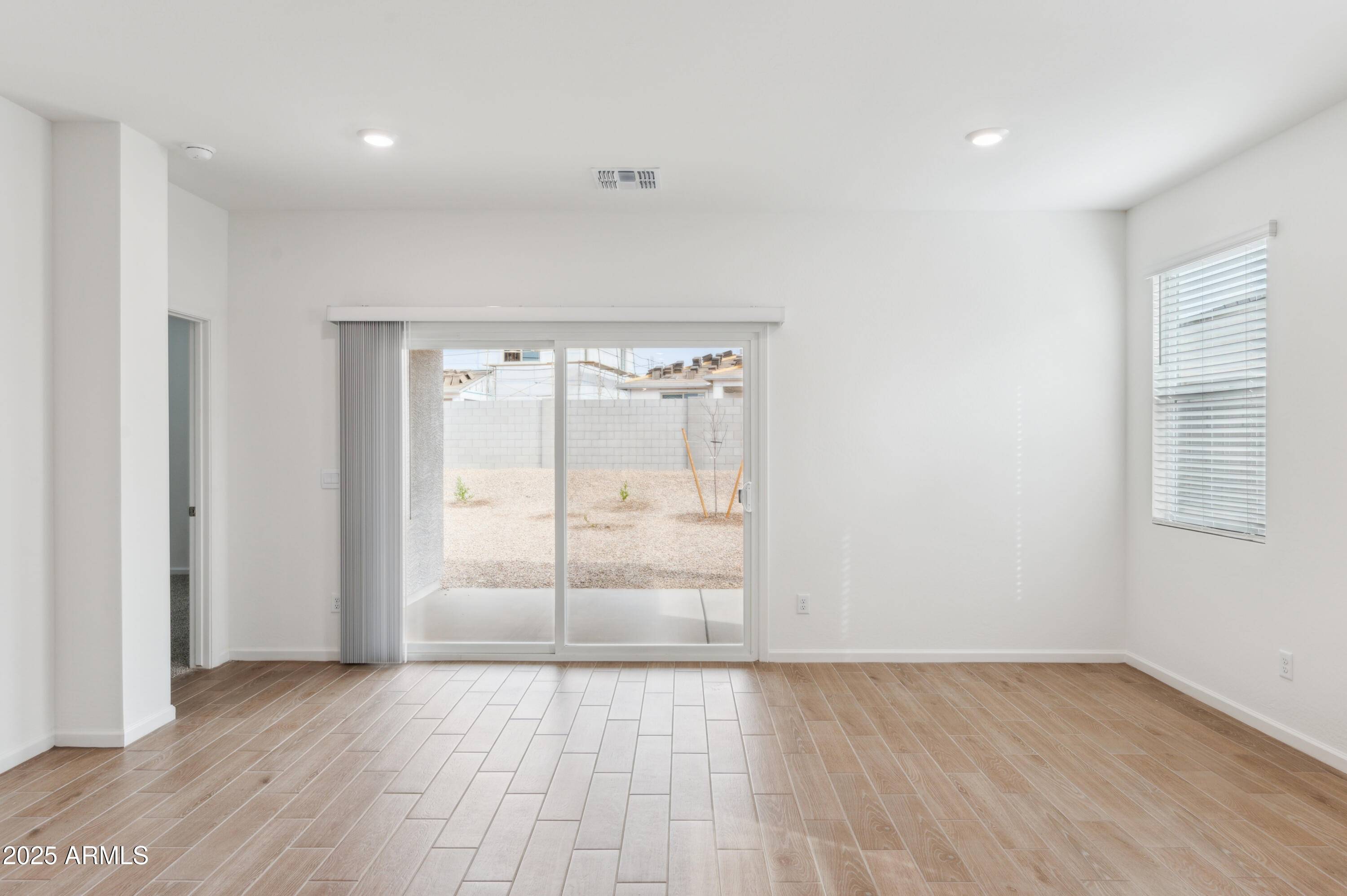 Buckeye, AZ 85326,5614 S 254TH Glen