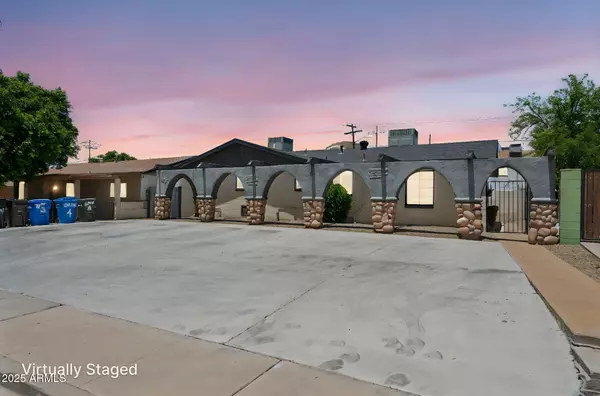 20 W SUNNYSLOPE Lane, Phoenix, AZ 85021