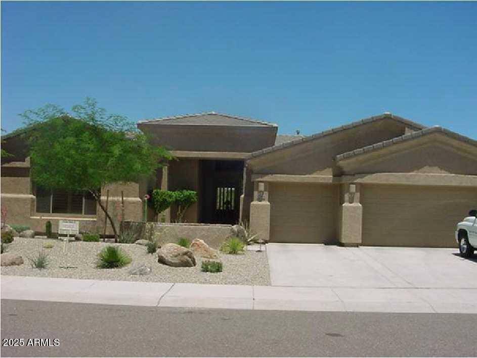 17654 W WILLOW Drive, Goodyear, AZ 85338
