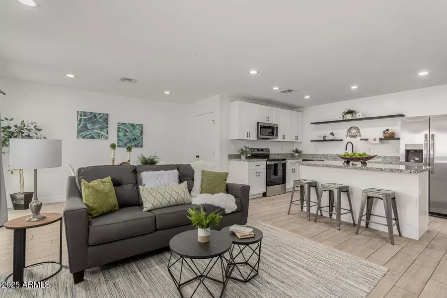 5237 N 23RD Avenue, Phoenix, AZ 85015
