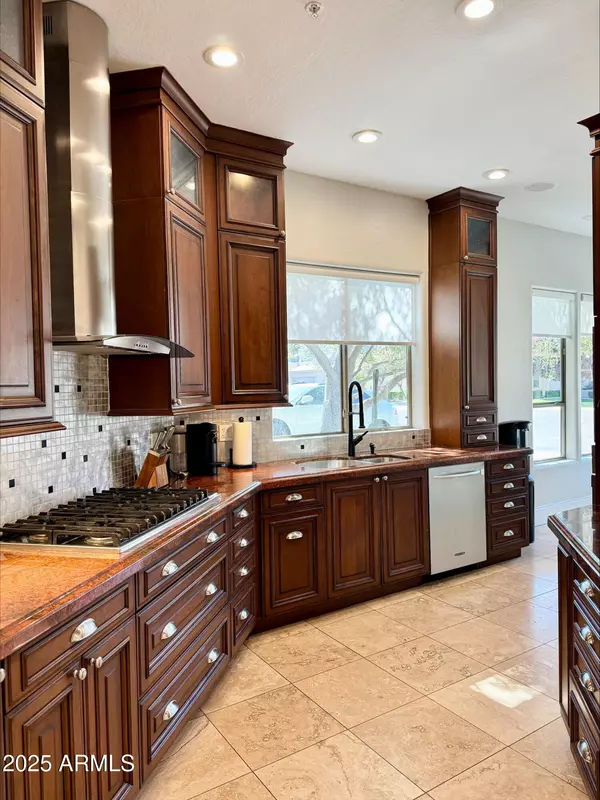 Scottsdale, AZ 85258,7262 E WOODSAGE Lane N