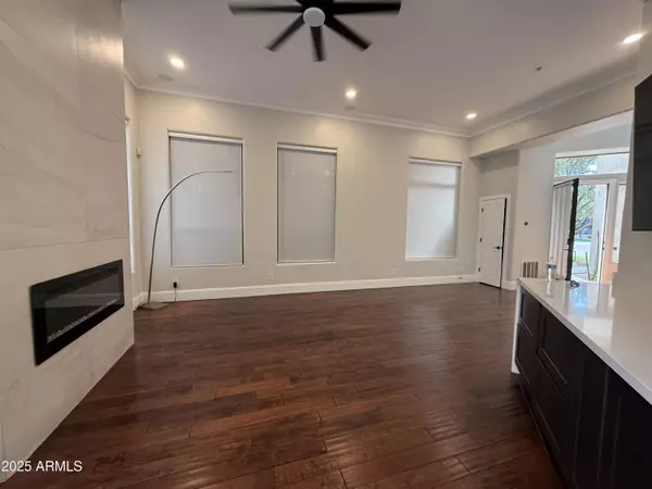 Scottsdale, AZ 85258,7262 E WOODSAGE Lane N
