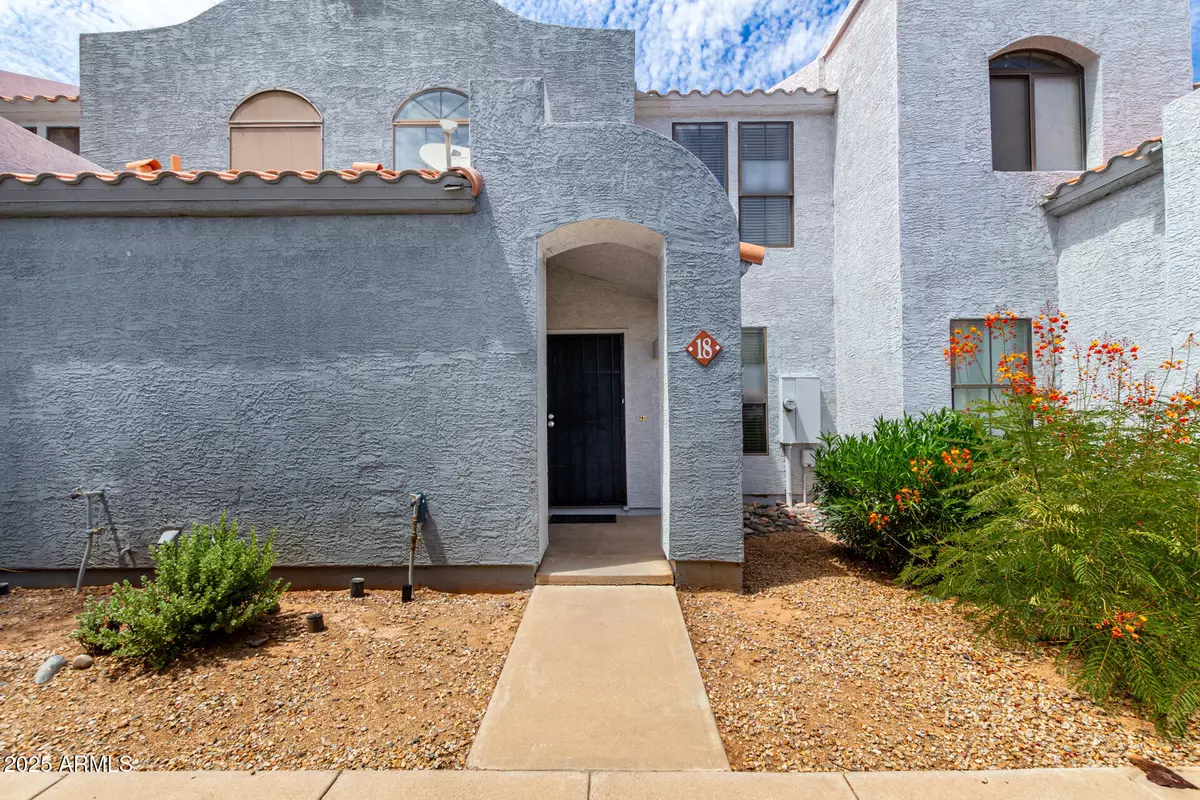 Chandler, AZ 85225,280 S ELIZABETH Way #18