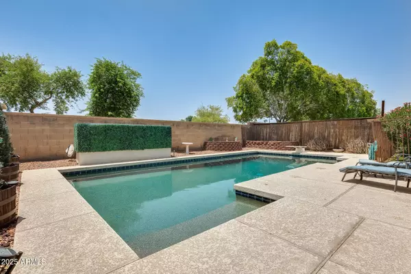 Waddell, AZ 85355,18505 W EVA Street