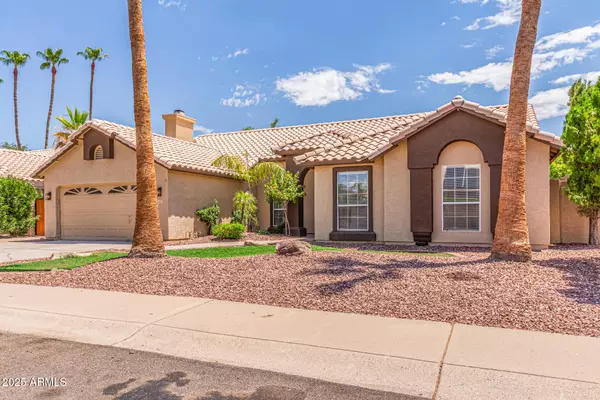 3425 E ROSEMONTE Drive, Phoenix, AZ 85050