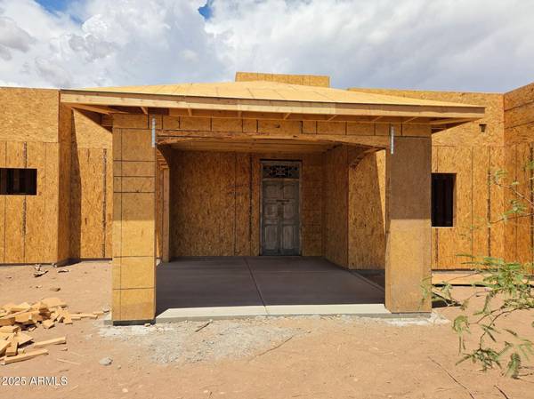 Hereford, AZ 85615,La Tierra Roja Drive