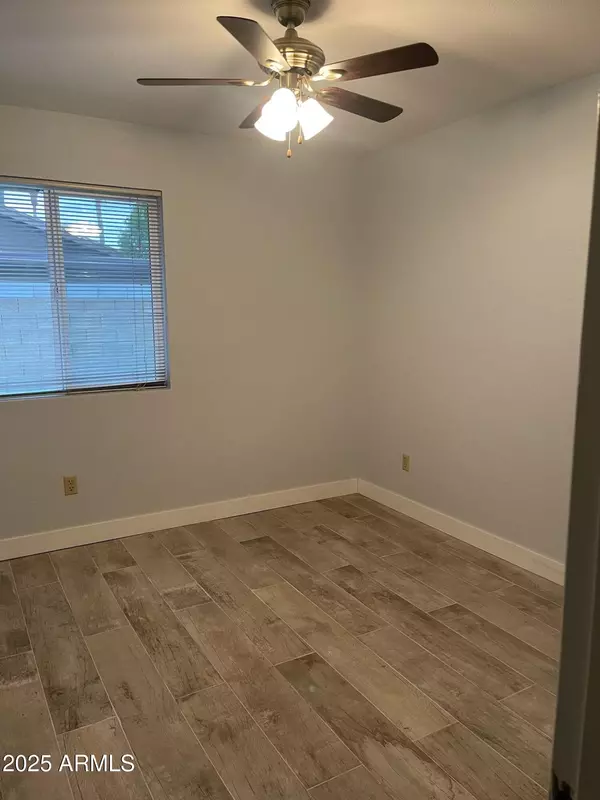 Phoenix, AZ 85032,13410 N 47TH Place