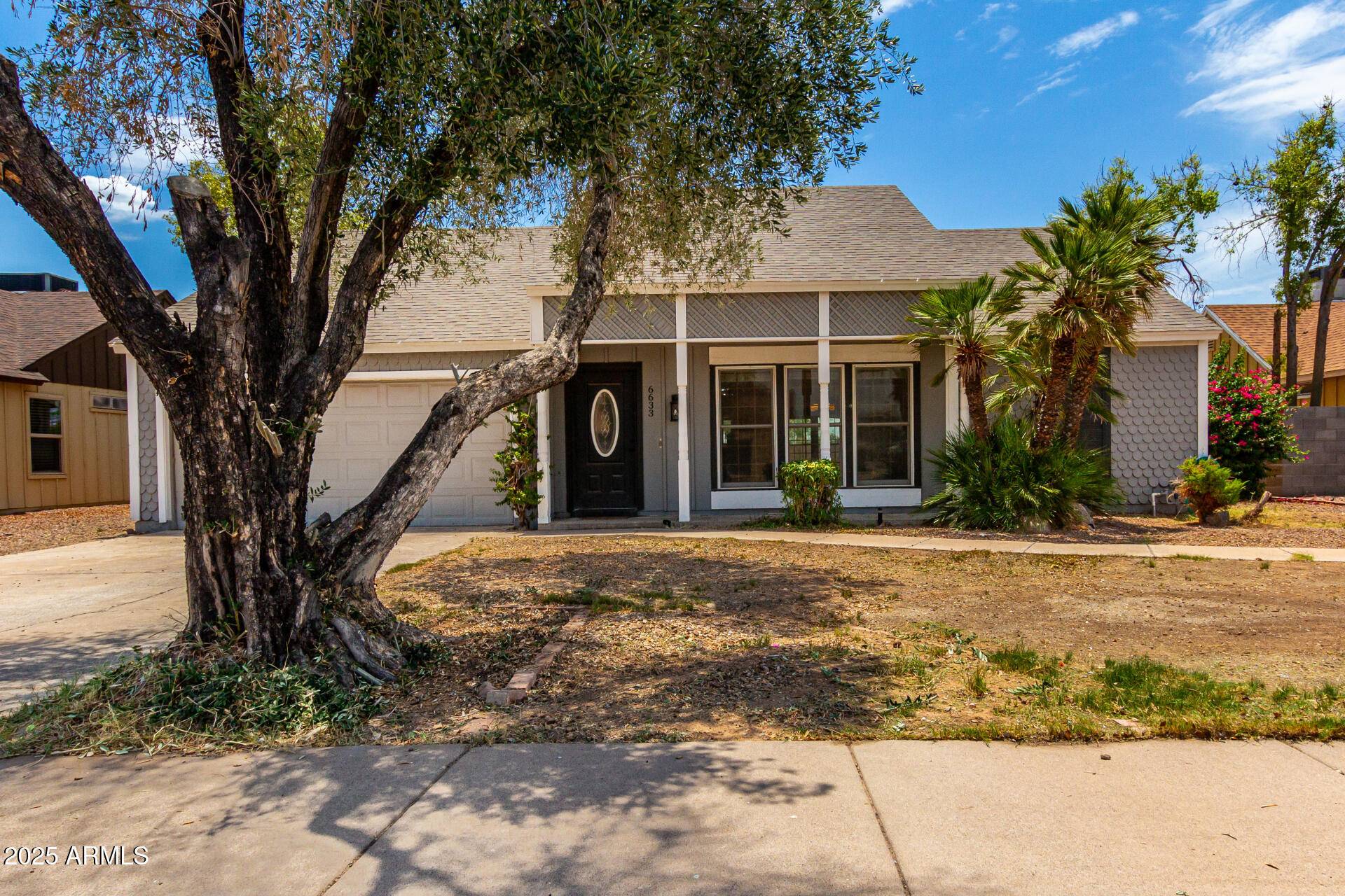 6633 W KINGS Avenue, Glendale, AZ 85306