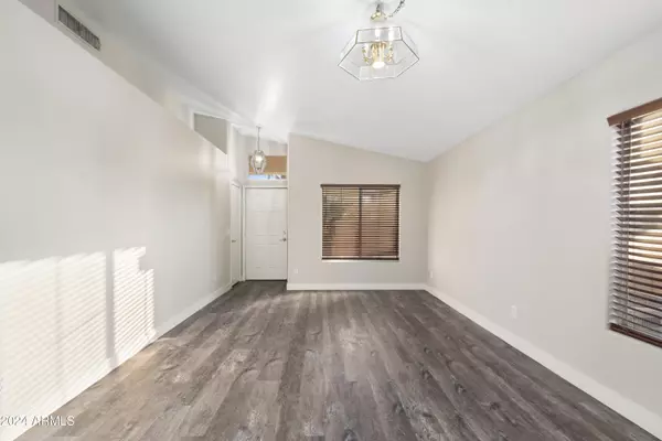 Peoria, AZ 85383,25014 N 68TH Avenue