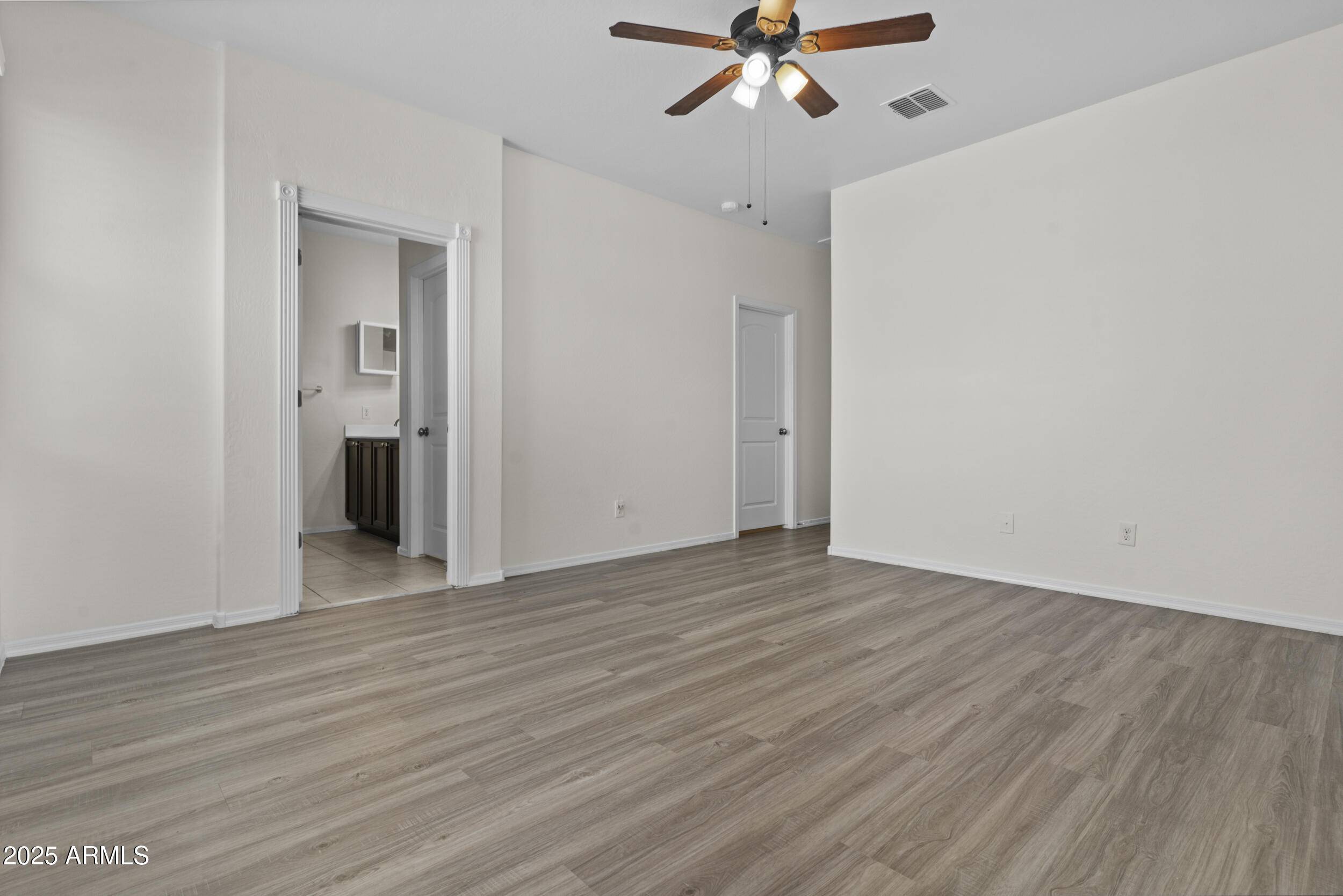 Phoenix, AZ 85041,5904 S 30TH Lane